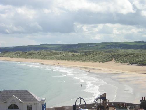 Albany Lodge Portrush Exterior foto