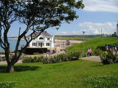 Albany Lodge Portrush Exterior foto